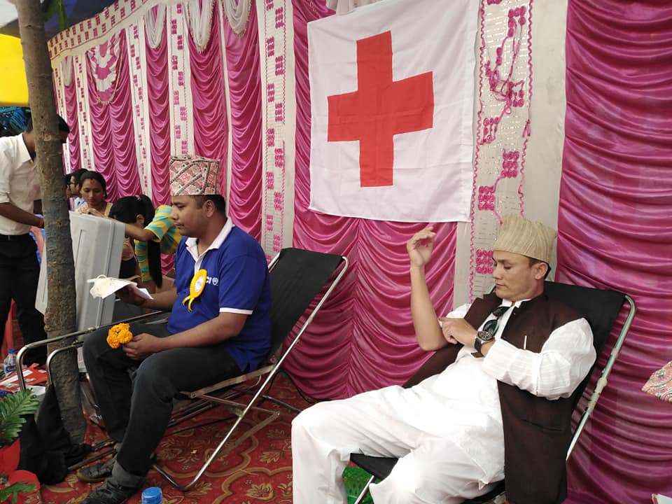 सहकारी स्थापनाको अबसरमा जनजागृति सहकारी संस्थाद्धारा रक्तदान कार्यक्रम