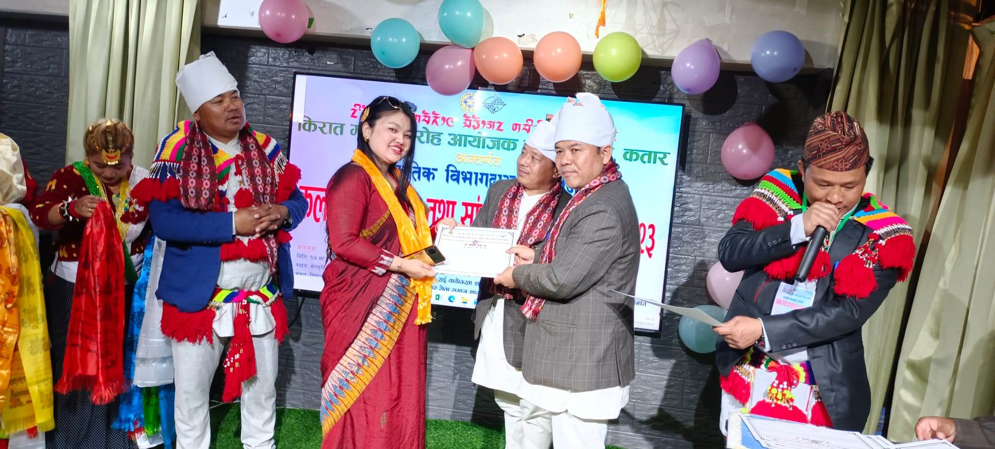 कतारमा बिभिन्न जातीय संस्थाका अगुवाहरु सम्मानित, कलाकारहरुलाई प्रसंसा