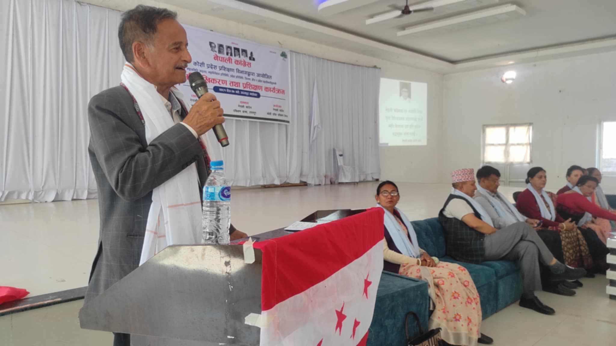 काङ्ग्रेस संविधान कार्यन्वयनको समीक्षा गर्न तयार: कृष्ण प्रसाद सिटौला